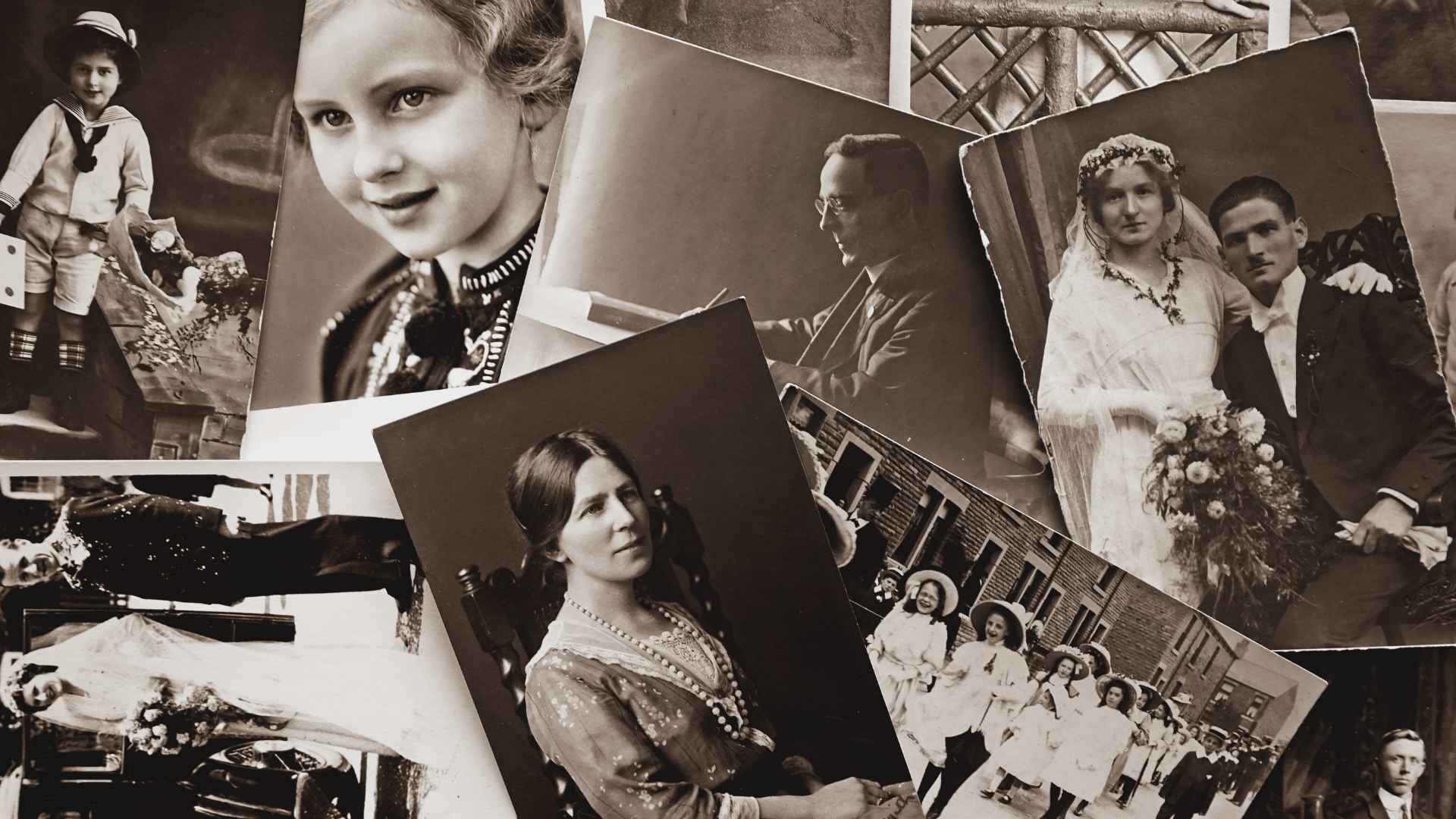 Hrpa starih fotografija – neprocjenjive obiteljske uspomene koje pričaju priču o prošlim vremenima.